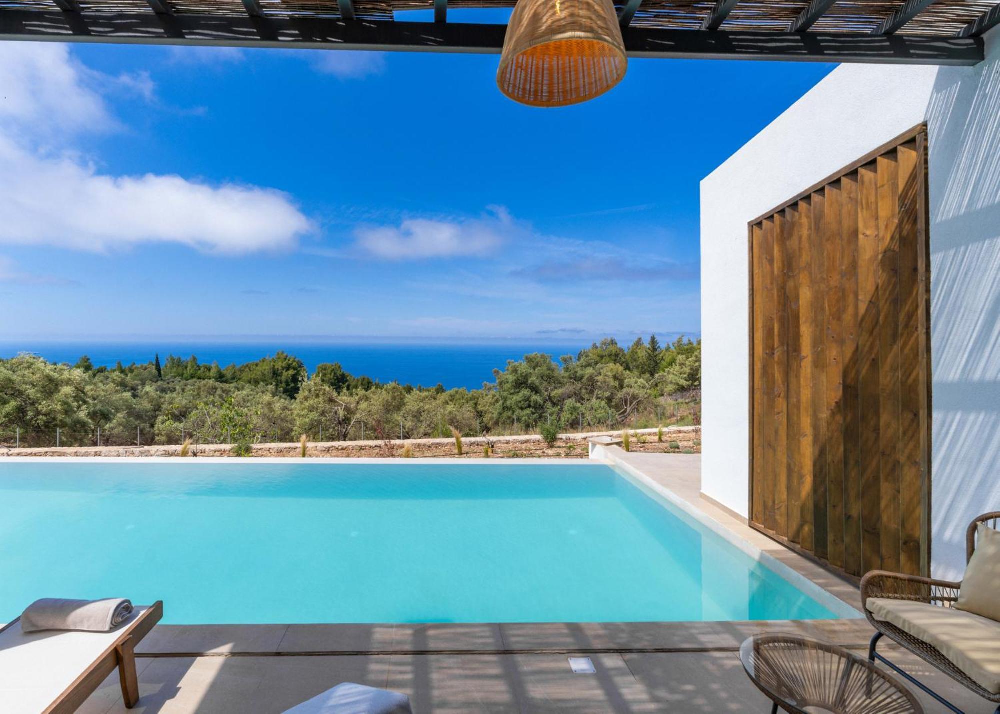 Mellamare Luxury Suites Athánion Exteriör bild