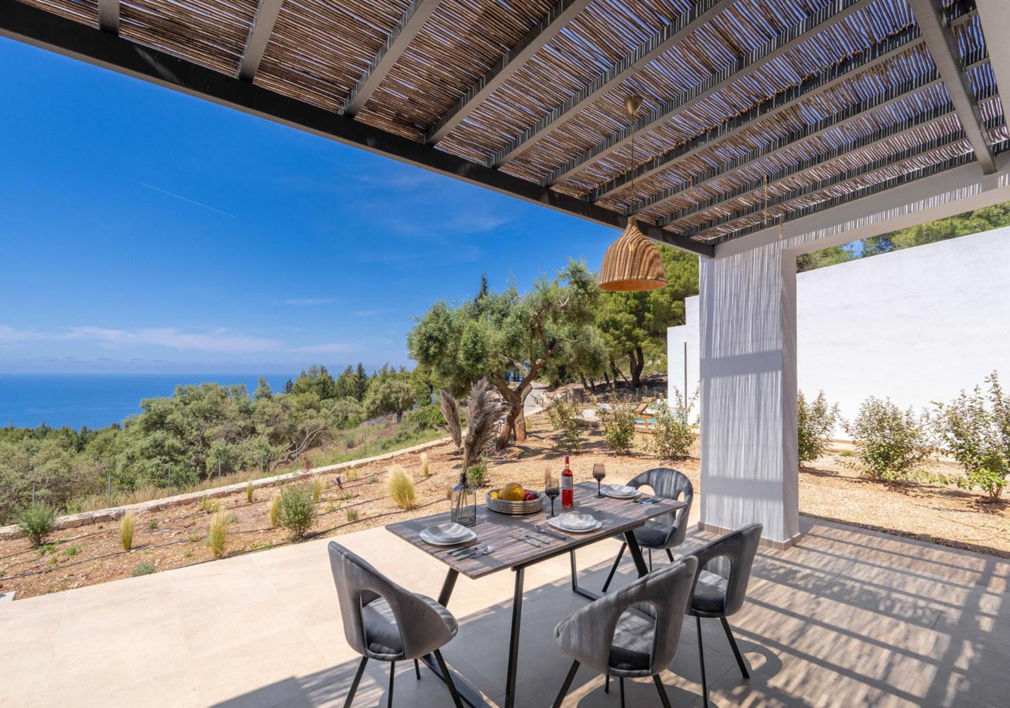 Mellamare Luxury Suites Athánion Exteriör bild